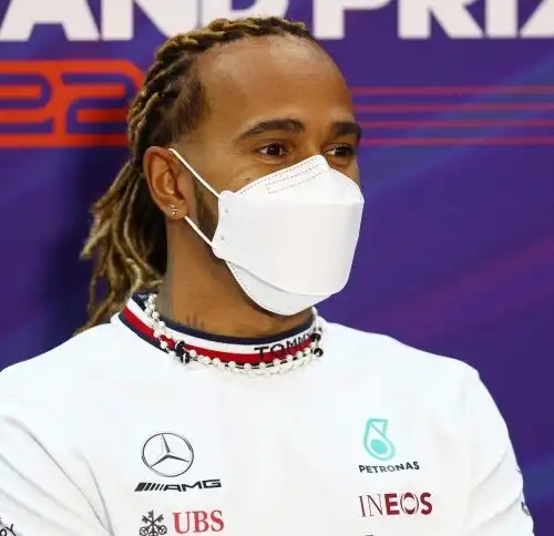 F1, Gp Bahrain: Lewis Hamilton alza già bandiera bianca