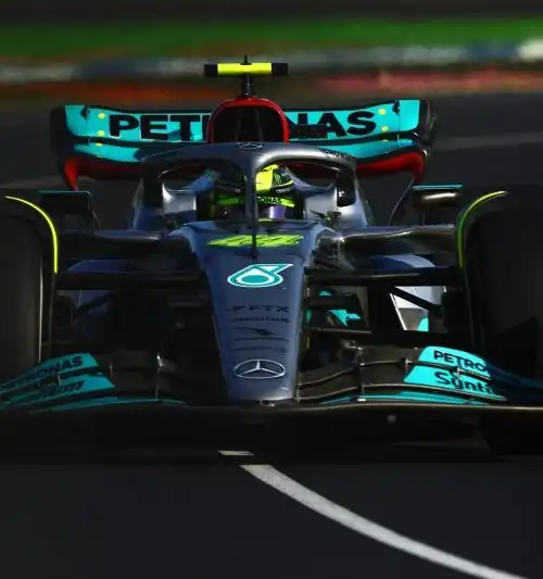 F1, la strigliata di Lewis Hamilton alla Mercedes