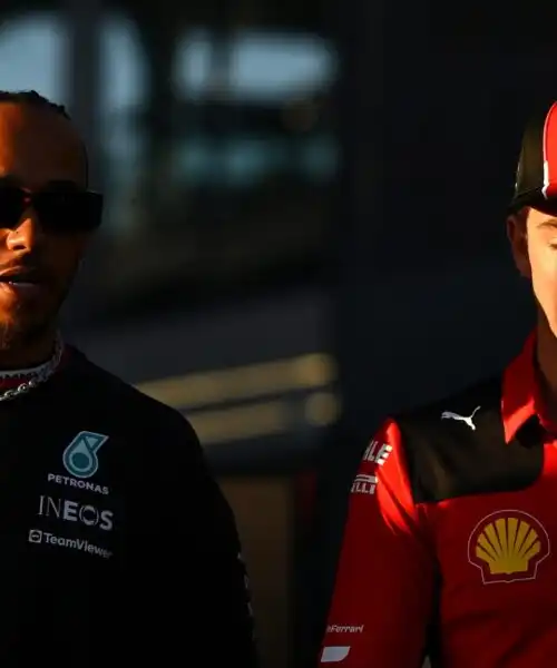 F1: Lewis Hamilton schietto sul possibile sbarco in Ferrari