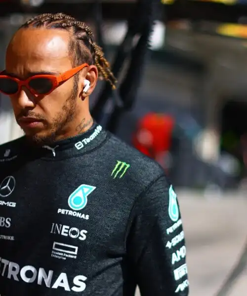 Lewis Hamilton ‘umiliato’: sfogo dopo la gara. Le foto
