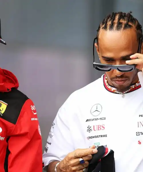 F1, Lewis Hamilton fa una rivelazione sulla Ferrari. Foto