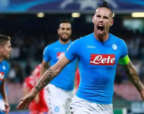 Hamsik salva il Napoli: 1-1