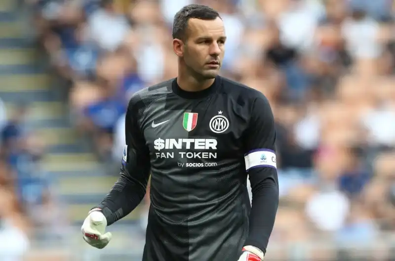 Mercato Inter: Samir Handanovic sotto accusa, le tre alternative