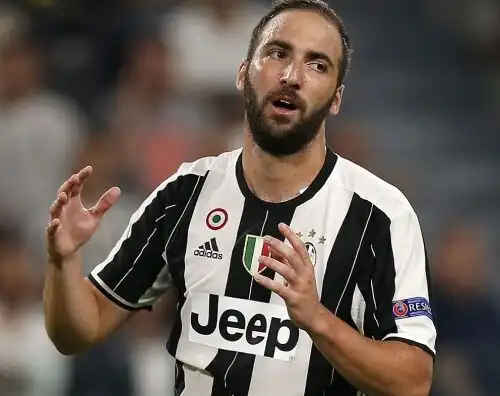 Secondo ‘Chi’ Higuain vive sotto scorta