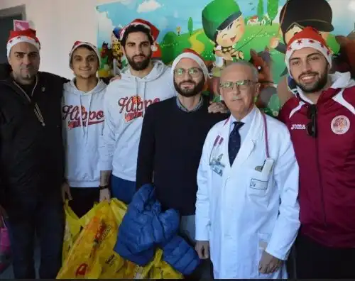 Hippo Basket e Rotaract Club al fianco dei bambini