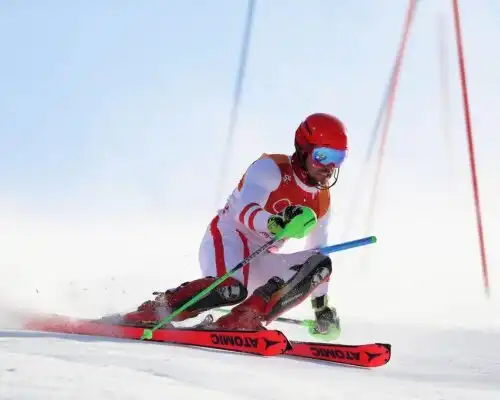 Il primo oro dello Sci è di Hirscher, lontana lItalia