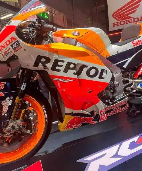 Ad Eicma sua Maestà la RC213V, la Honda di Marc Marquez: le foto