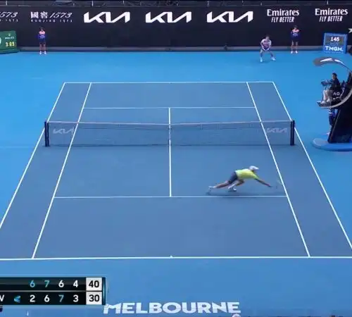 Australian Open, fenomenale giocata di Hurkacz. Guarda il video