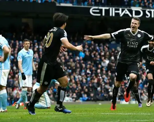 City umiliato, il Leicester degli eroi vede il titolo