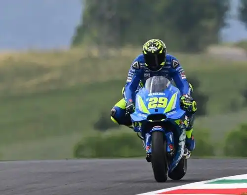 Mugello, il venerdì porta la firma di Iannone