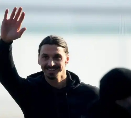 Ibrahimovic: “Milanisti, sono qua”