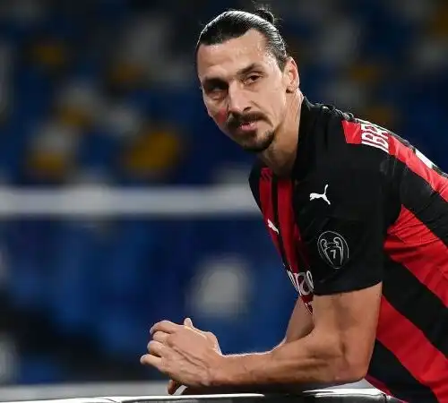 Zlatan Ibrahimovic si fa male: le foto