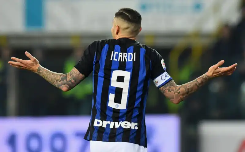 Icardi, si valuta l’operazione al ginocchio