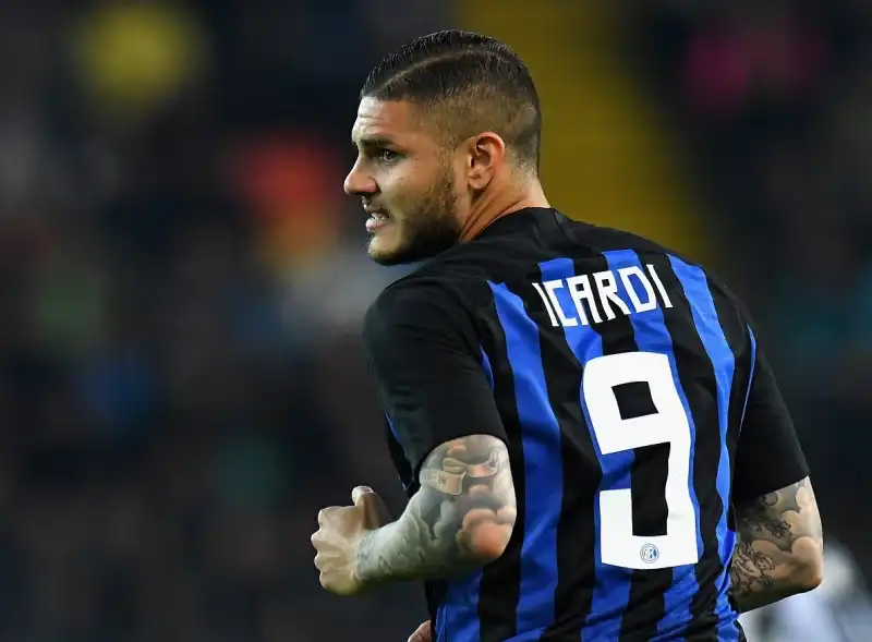 Icardi via dal ritiro dell’Inter: la sua dura reazione