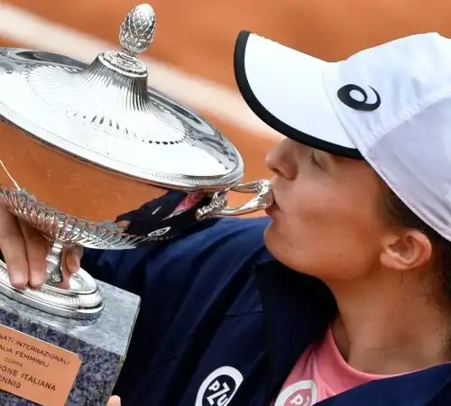 Roland Garros, Rafa Nadal ha fatto un regalo a Iga Swiatek