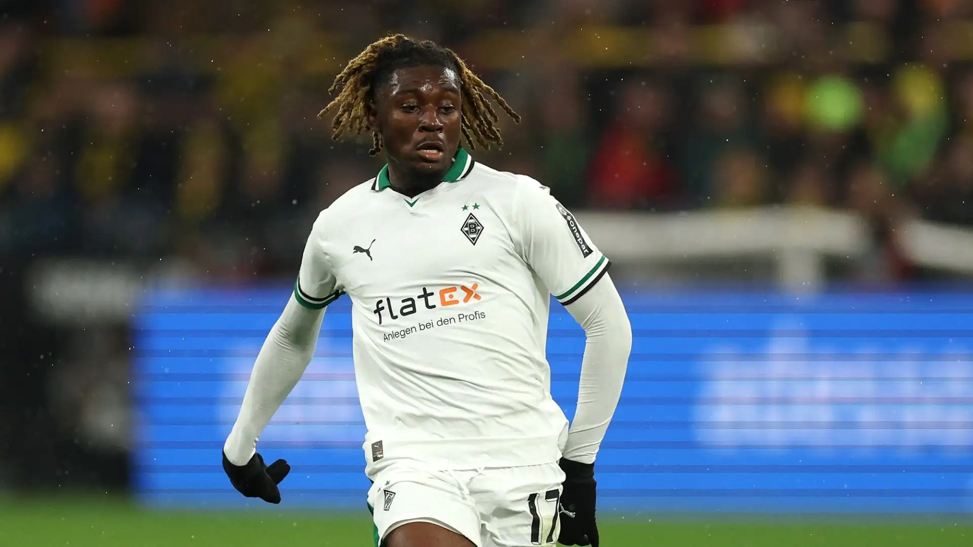 Manuel Koné è valutato circa 35 milioni di euro: una somma troppo alta per i club italiani, che potrebbero prenderlo in prestito con diritto di riscatto