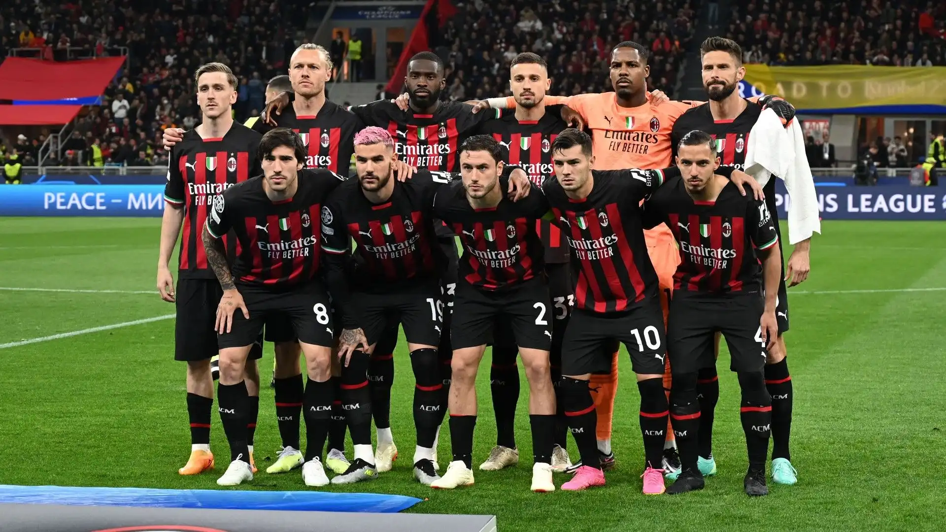 Il Milan trema: un altro club sul pupillo di Pioli. Foto
