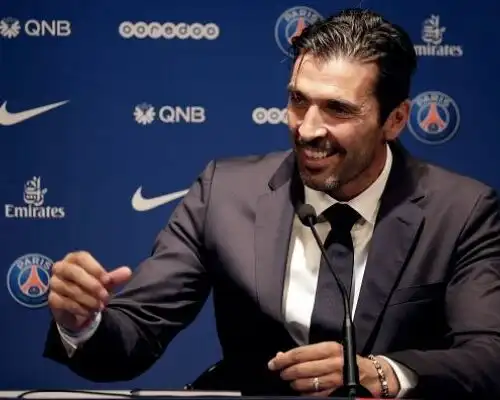 Il PSG presenta Gigi Buffon