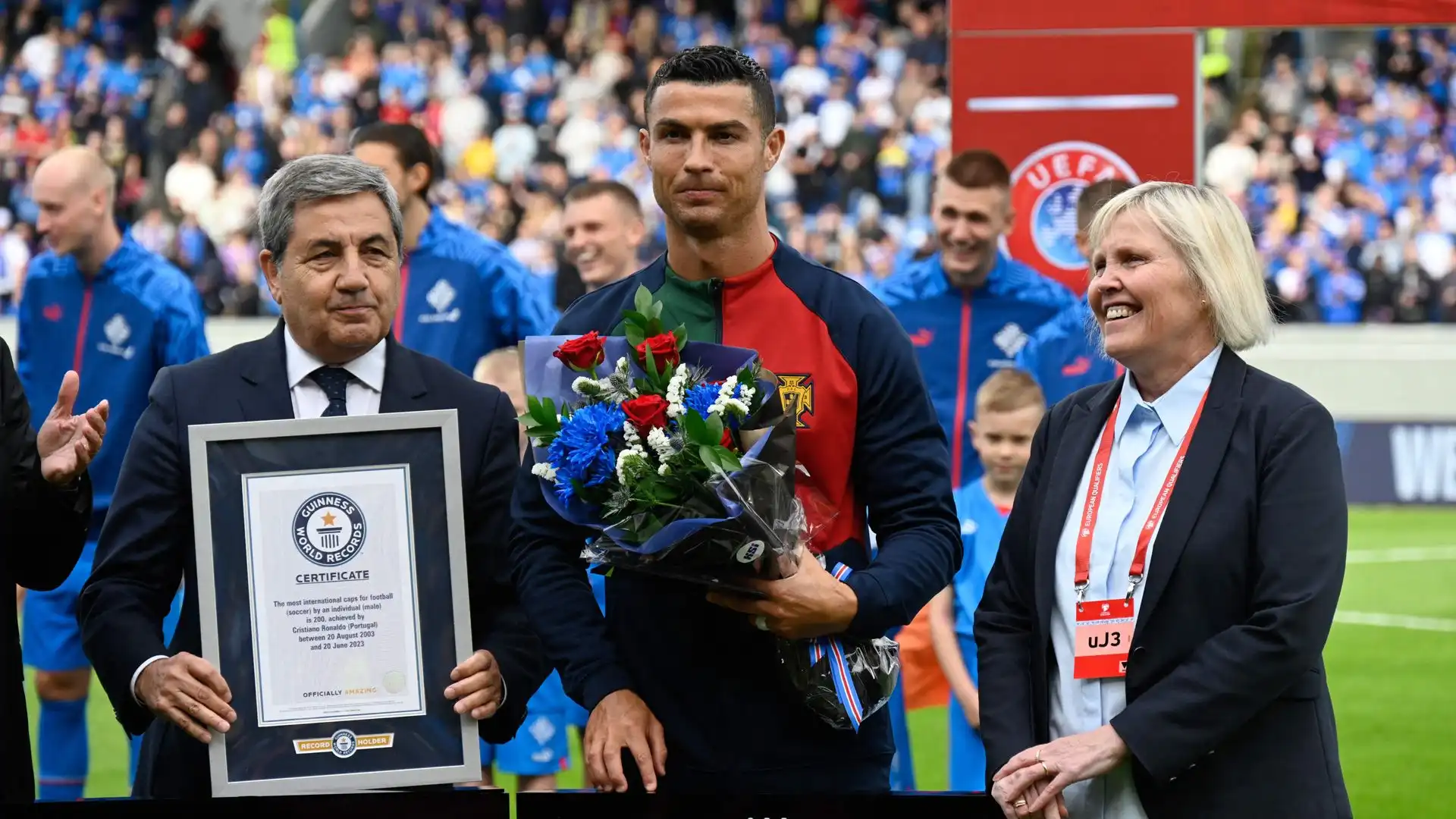 Prima del match CR7 era stato premiato