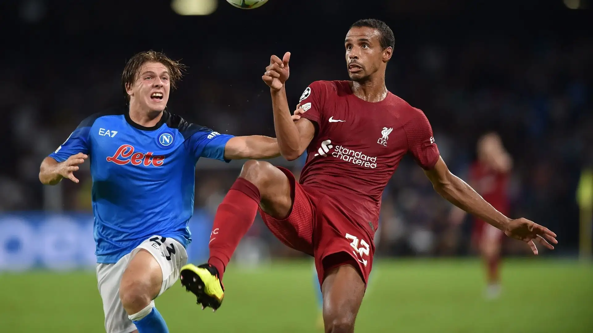 Alessio Zerbin non sta giocando molto con il club partenopeo
