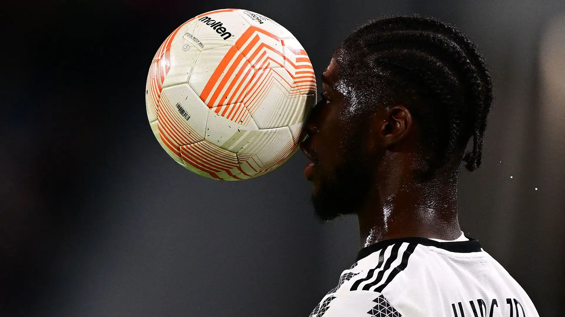La cifra è ritenuta insufficiente dalla Juventus che punta a incassarne circa 25
