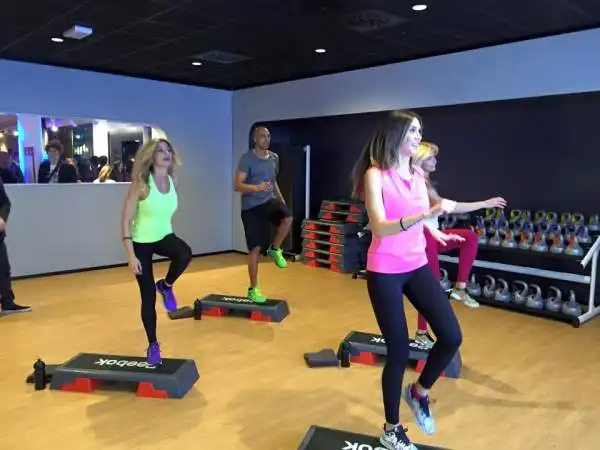 McFIT, numero 1 in Europa nel settore del fitness, ha festeggiato l'apertura di due centri a Milano con celebrity come Melissa Satta, Federica Fontana, Maddalena Corvaglia e Carlton Myers.