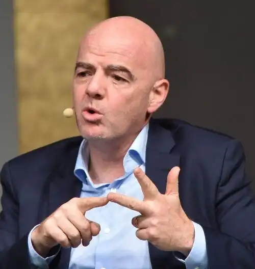 Infantino difende con forza l’utilizzo della tecnologia nel calcio