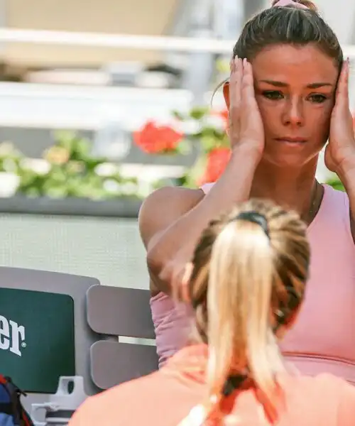 Camila Giorgi infortunata e delusa: le foto del ko a Parigi