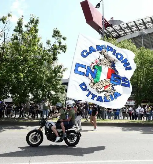 Inter, delirio a San Siro per la festa scudetto: le foto