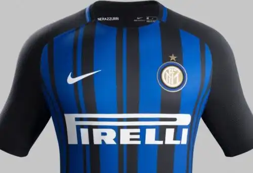 Inter, la nuova maglia divide i tifosi