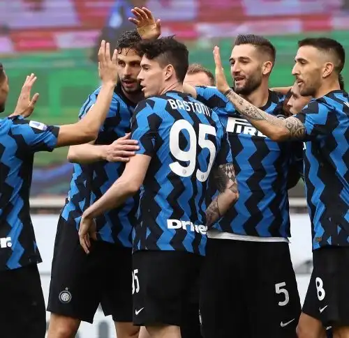 Mercato Inter: un big annuncia l’addio, un altro è in bilico