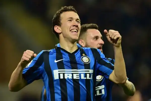 L'Inter perde Icardi ma vince. Perisic e D'Ambrosio firmano il 2-0 sul Bologna.