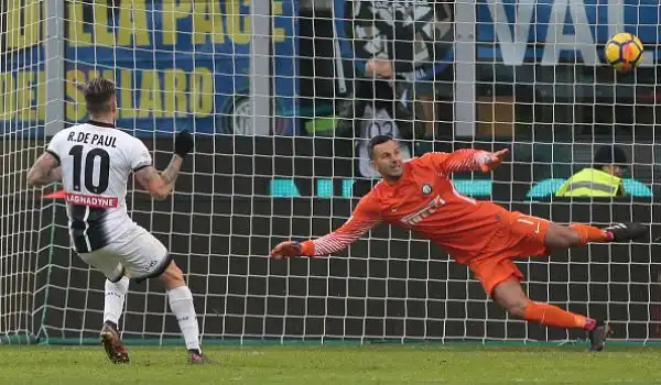 Colpaccio dell'Udinese che espugna SanSiro grazie alle reti di Lasagna, De Paul su rigore e Barak. Inter che rientra molle in campo nella ripresa e si fa sorprendere dalla velocità dei bianconeri