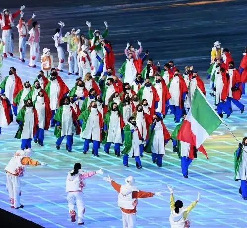 Partite le Olimpiadi Invernali, esplosione di colori a Pechino