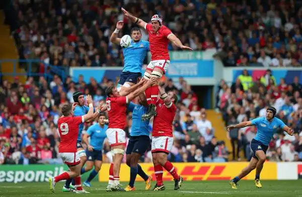Rimonta Italia, prima vittoria. Gli Azzurri hanno vinto la loro prima partita nella Rugby World Cup 2015.