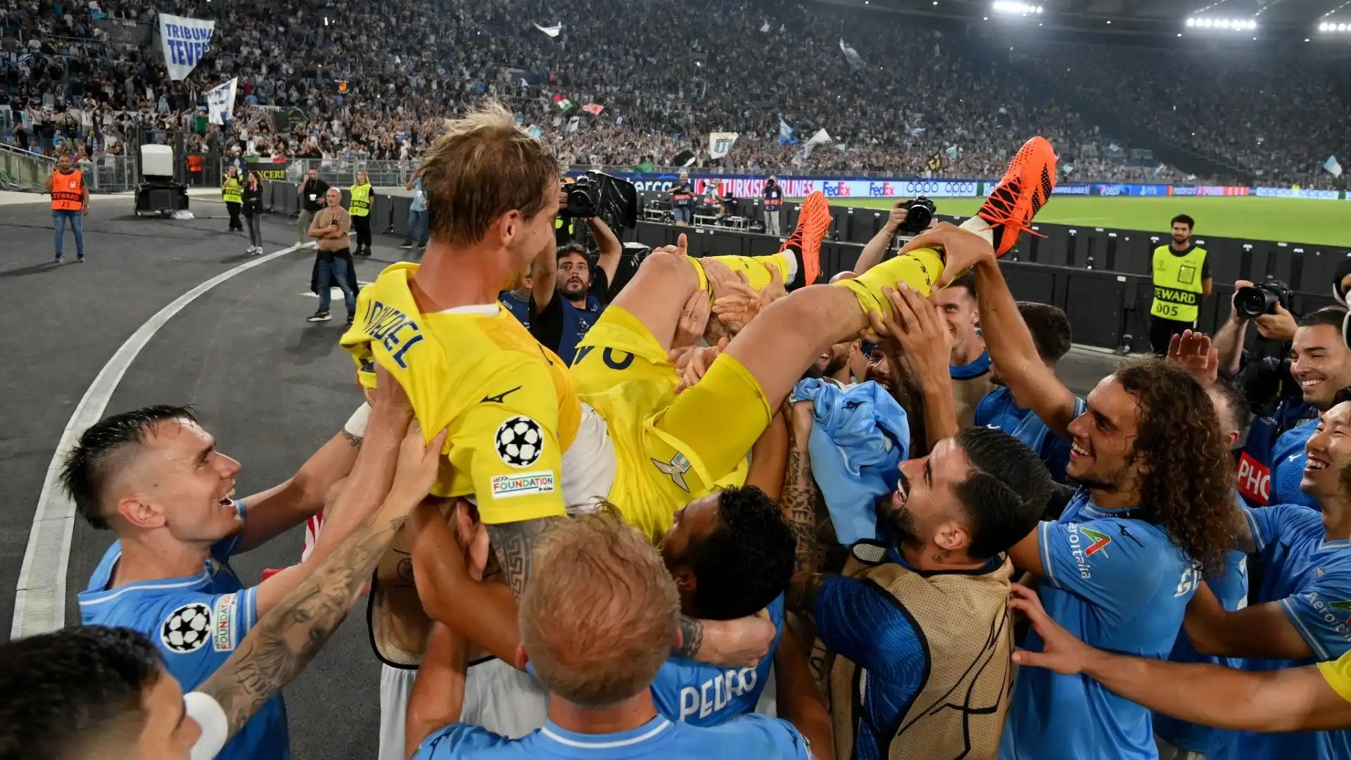 Ivan Provedel: la storia dell'eroe del momento. Foto
