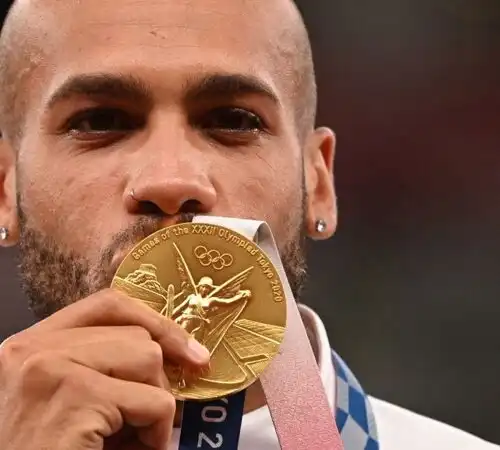 Tokyo 2020, Marcell Jacobs non ha chiuso occhio. E ride felice