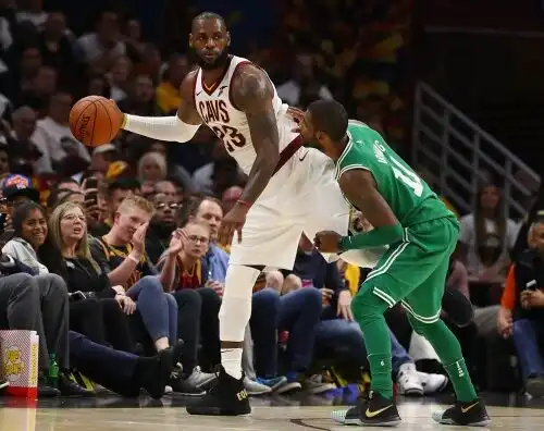 NBA, Lebron detta legge