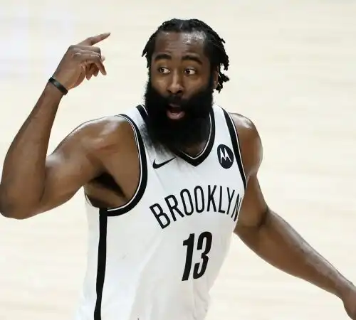 NBA, Harden show contro Portland