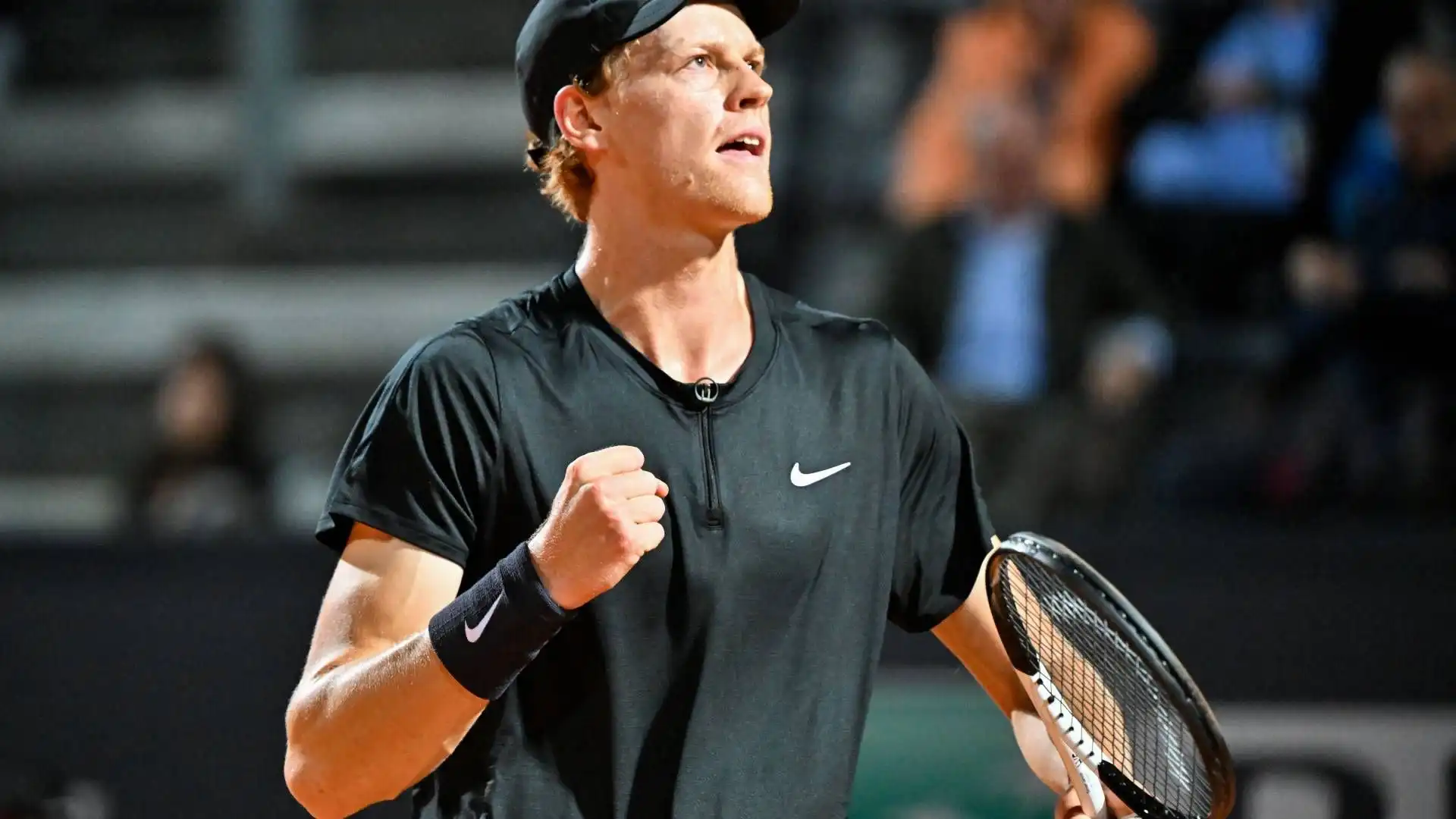Jannik Sinner, maratona imprevista a Roma