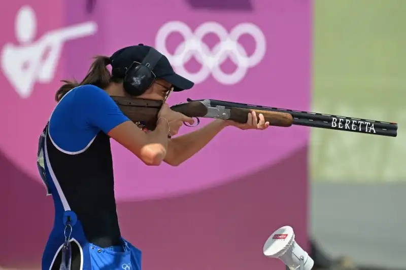 Tokyo 2020, la portabandiera Jessica Rossi giù dal podio