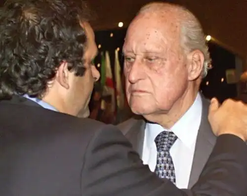 Muore a 100 anni l’ex presidente Fifa