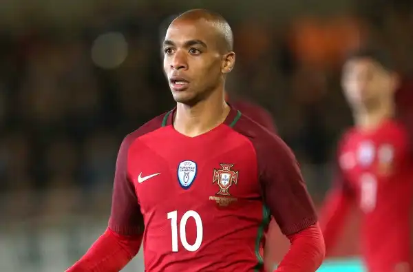 Villas Boas chiama Joao Mario