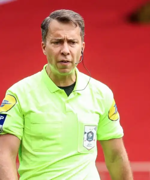 Francia, lutto improvviso: morto a 42 anni Johan Hamel, arbitro di Ligue 1