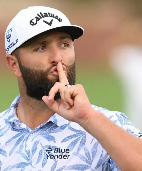 Jon Rahm: l’atleta che guadagna più di Messi e CR7 insieme. Foto