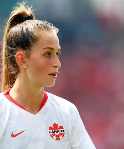 Jordyn Huitema strega con gli occhi: le foto dell’angelica calciatrice