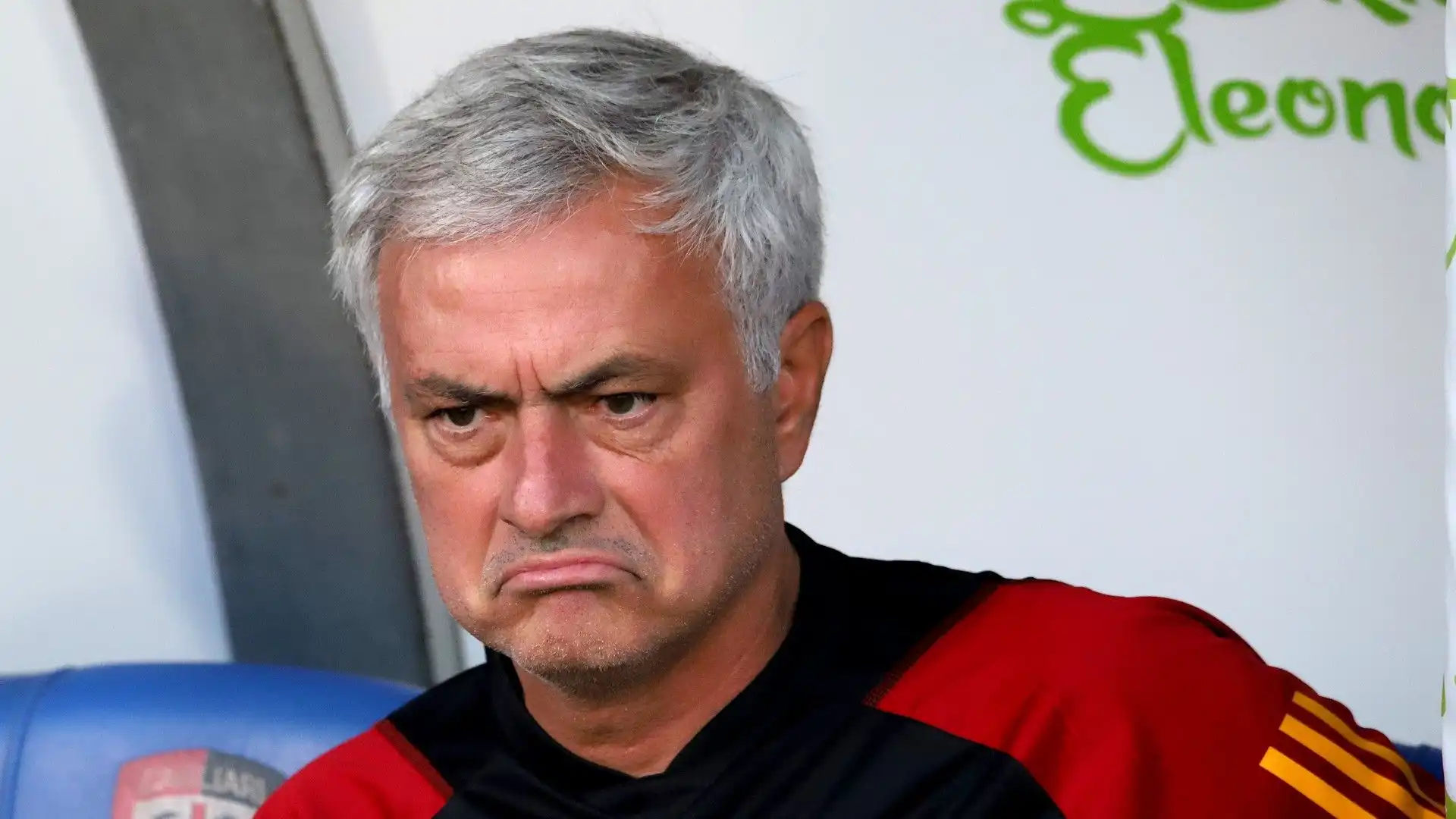 José Mourinho salvo...per ora. Le immagini
