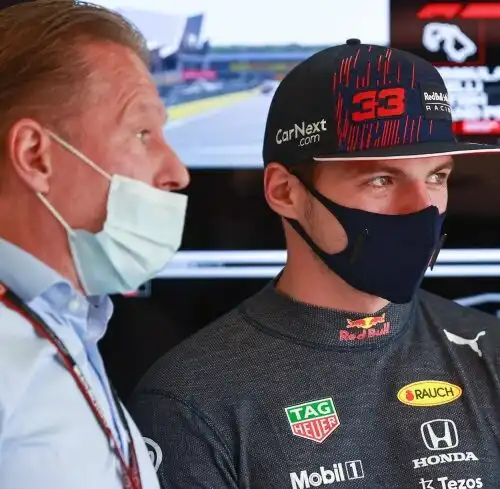 F1, ora il padre di Max Verstappen attacca la Red Bull