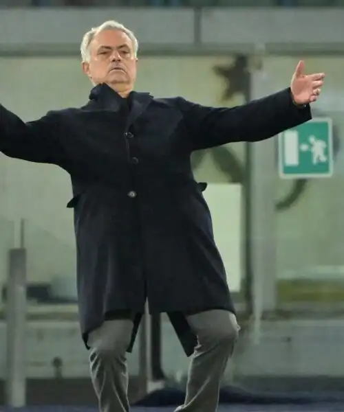 Roma, José Mourinho: “Siamo secondi per colpa nostra”. E si dice commosso per Pisilli