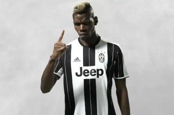 Il design della prima maglia della stagione 2016/2017: strisce bianconere più larghe e righina bianca in mezzo a quelle nere. I pantaloncini saranno neri.
